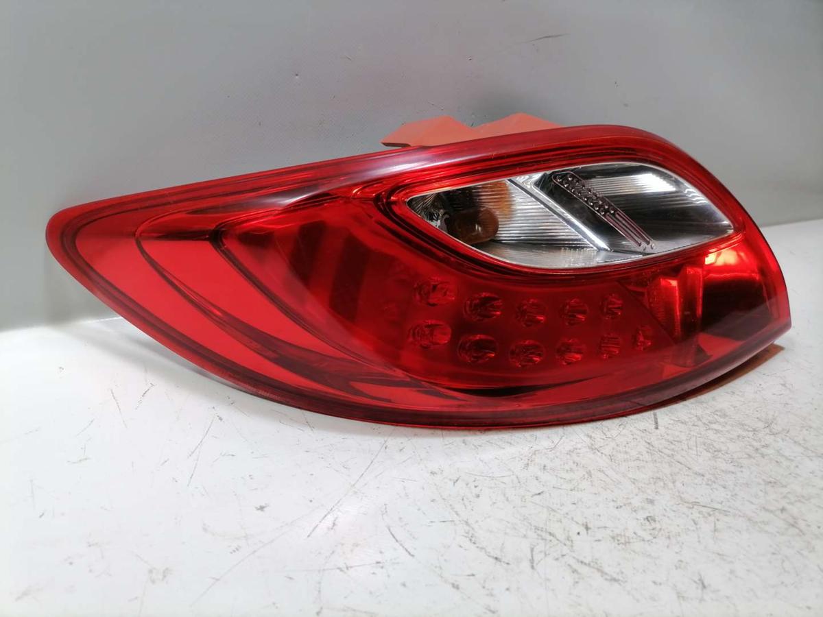 Mazda 2 DE original R&uuml;cklicht R&uuml;ckleuchte Schlussleuchte links Bj.2009